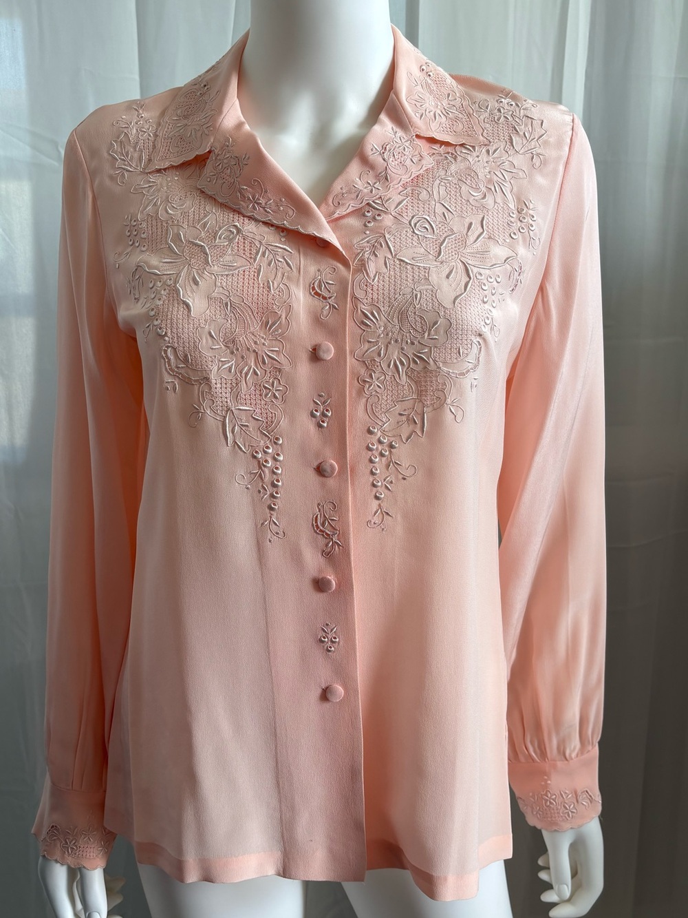 Vintage Bouquet 100% Silk Hand Embroidered Blouse Light Pink 36